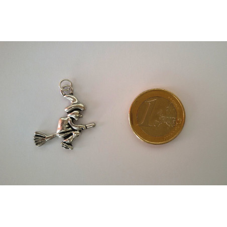 Amuleto - Bruxa dos Desejos